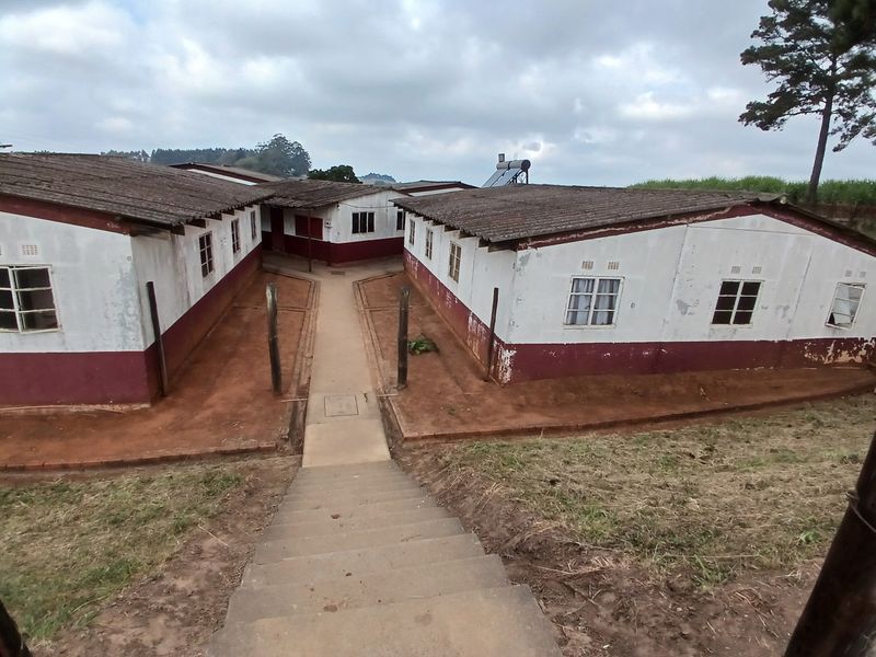 This 2.76 Ha farm perfect for Logistic and transport business operating between Melmoth and Richards - Photo 8