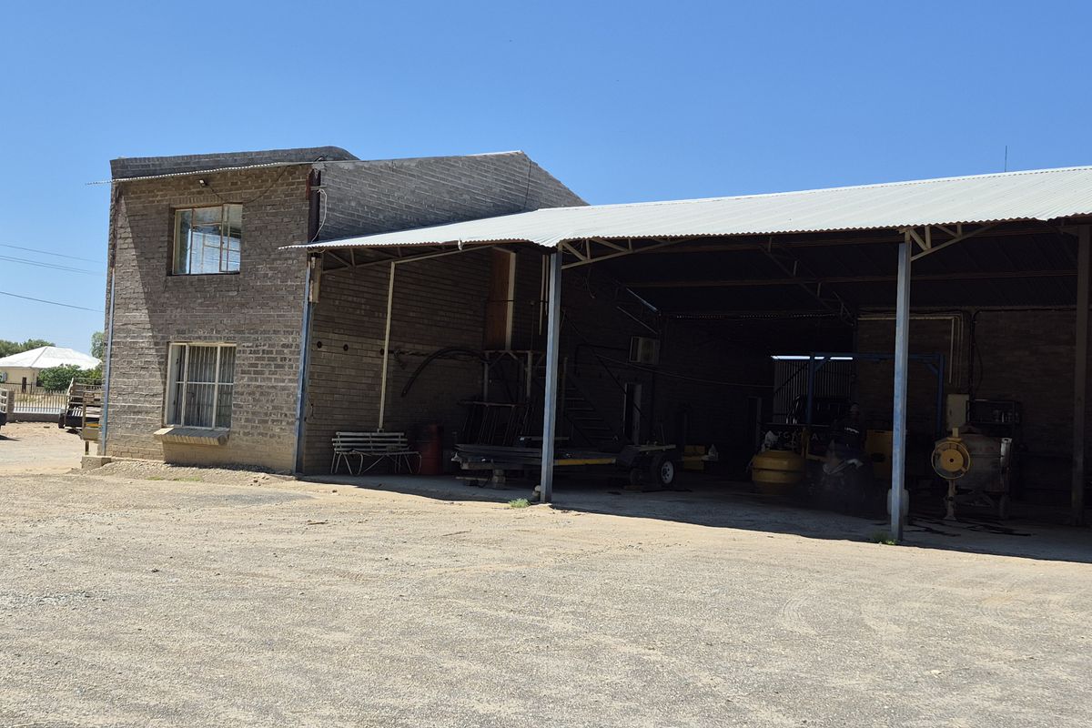 Unique Historic Property for Sale - Photo 4