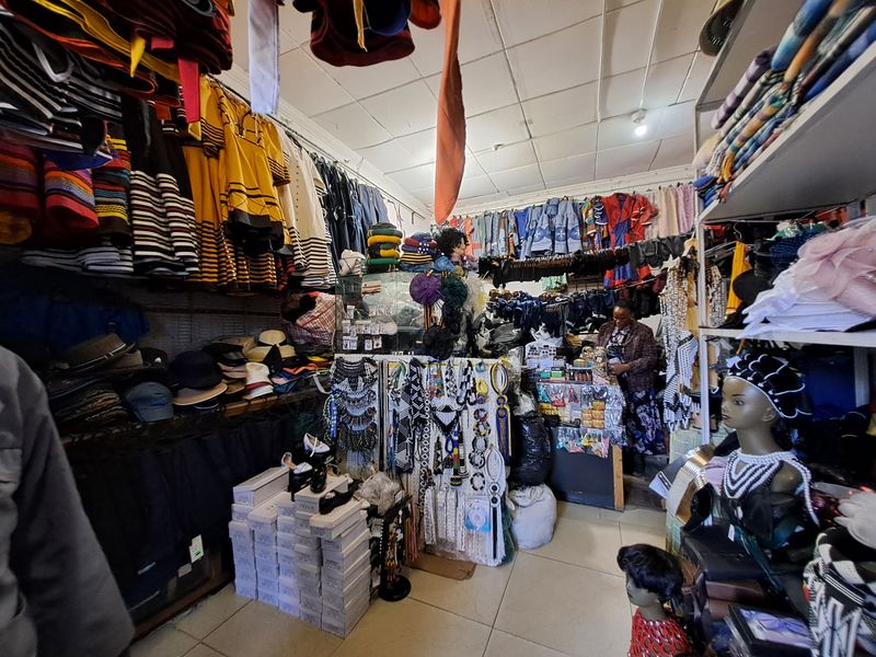 Prime Corner Commercial Property with Shops, Bedrooms, and Upper-Level Space - Photo 8