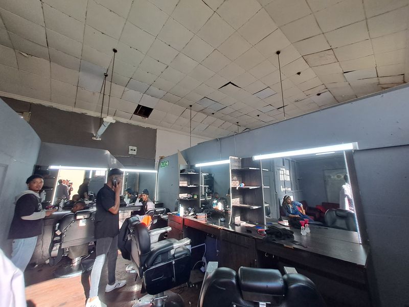 Prime Corner Commercial Property with Shops, Bedrooms, and Upper-Level Space - Photo 2