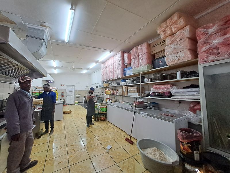 High-Visibility Multi-Tenant Commercial Property with Great Investment Potential - Photo 4