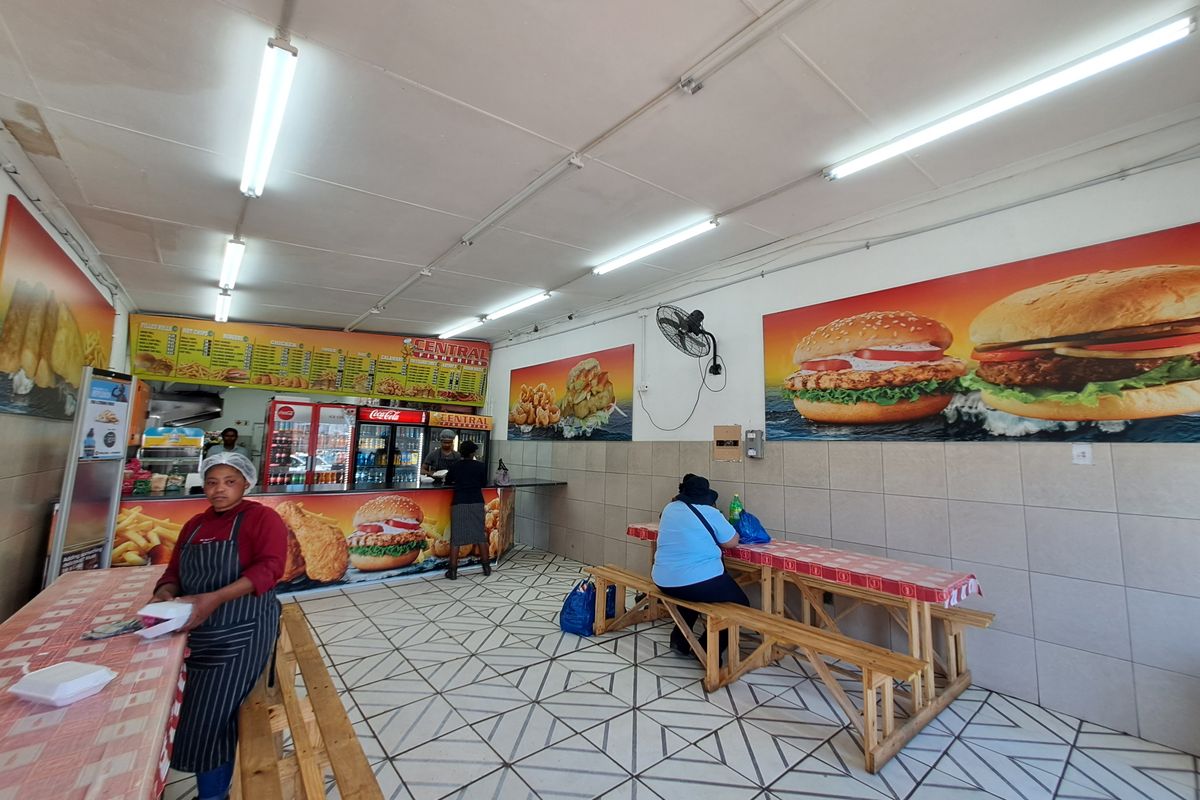 High-Visibility Multi-Tenant Commercial Property with Great Investment Potential - Photo 3