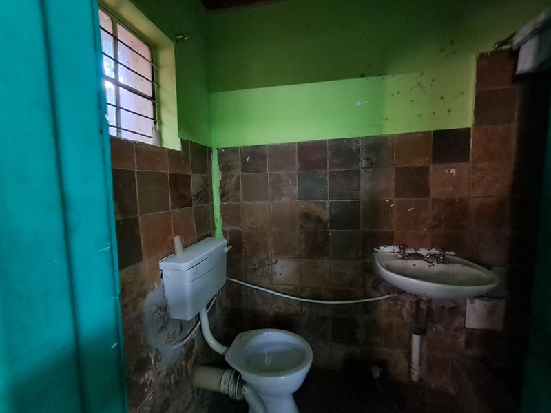 Prime Central Investment Property with Established Rental Income - Photo 6