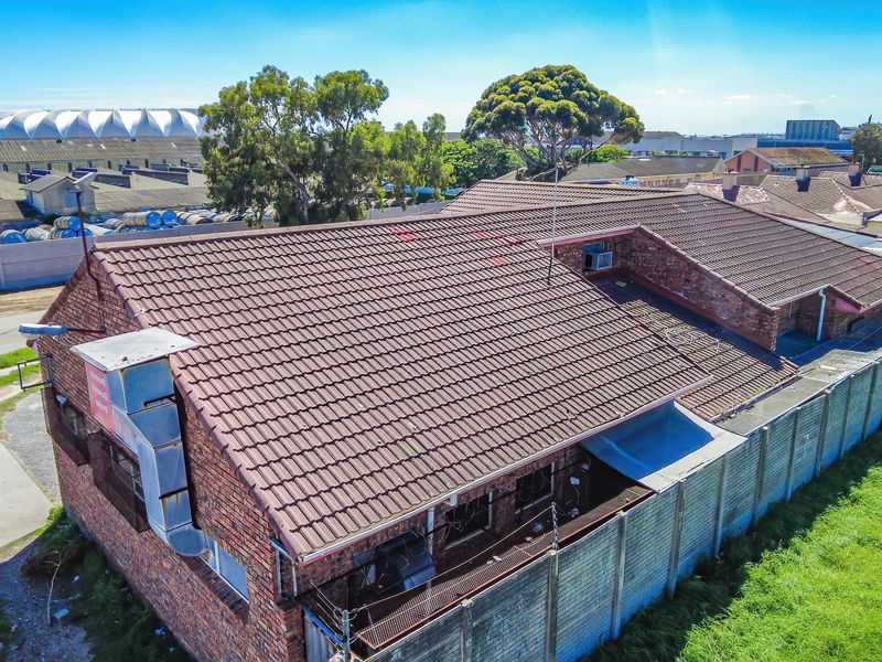 Income-Generating Investment  + Established Tavern Business Available Sold seperately - Photo 8