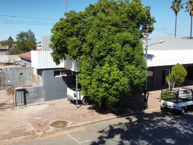TENDER - Commercial building for sale in Ladismith - Photo 7