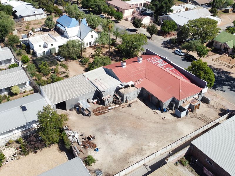 TENDER - Commercial building for sale in Ladismith - Photo 2