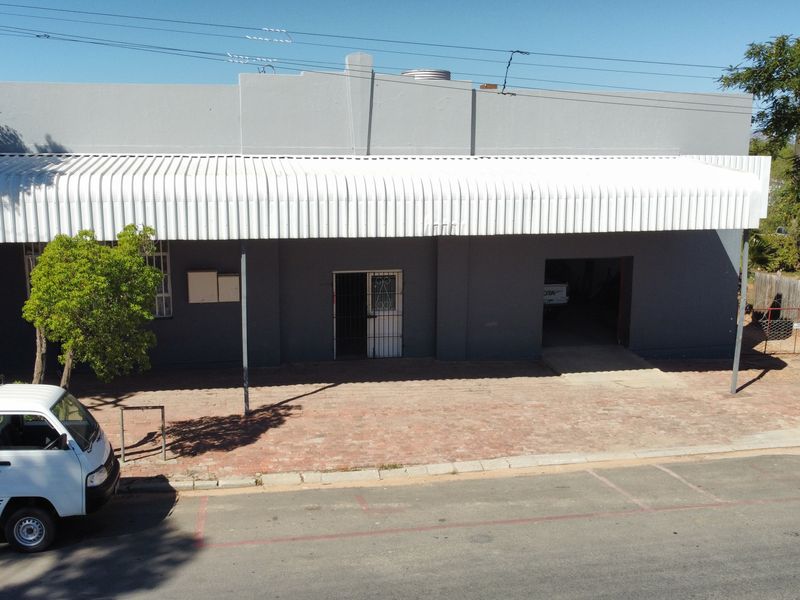 TENDER - Commercial building for sale in Ladismith - Photo 4