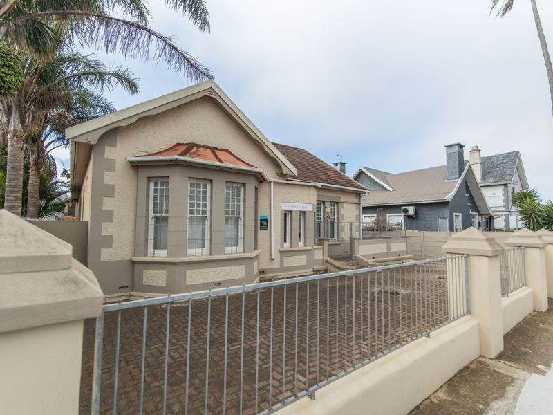 Prime Cape Road Property with Exceptional Exposure and Potential - Photo 5