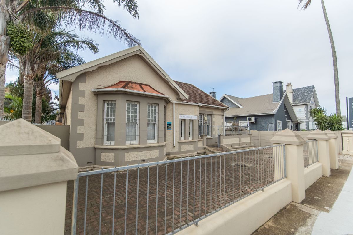 Prime Cape Road Property with Exceptional Exposure and Potential - Photo 4