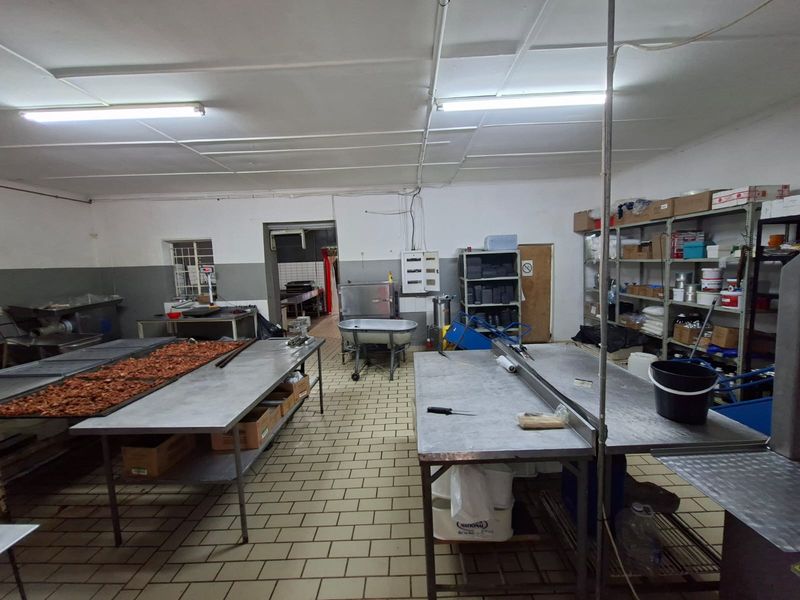 Commercial property and Business for sale in Ladismih - Photo 9