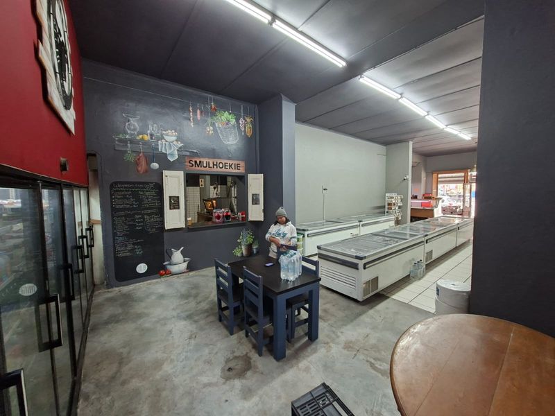 Commercial property and Business for sale in Ladismih - Photo 6