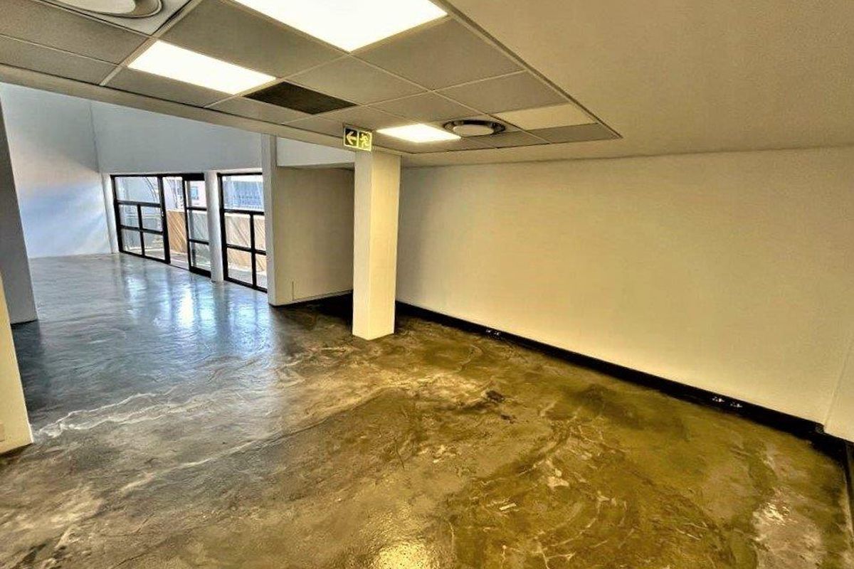 262m2 office space to let in Melrose Arch - Photo 2