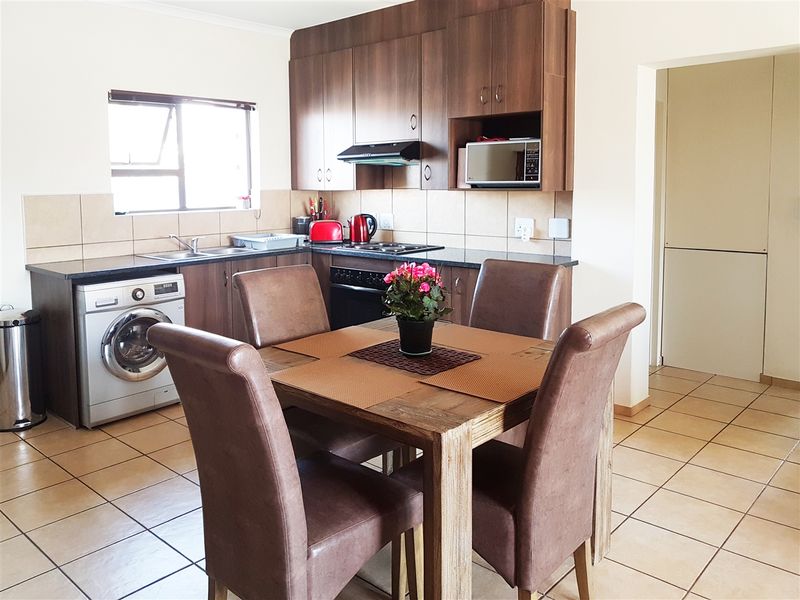 Stunning Value for Money - Apartment Living at its Best! - Photo 4