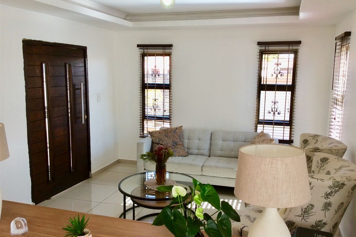 Family starter home in a great location; buy now!! - Photo 3