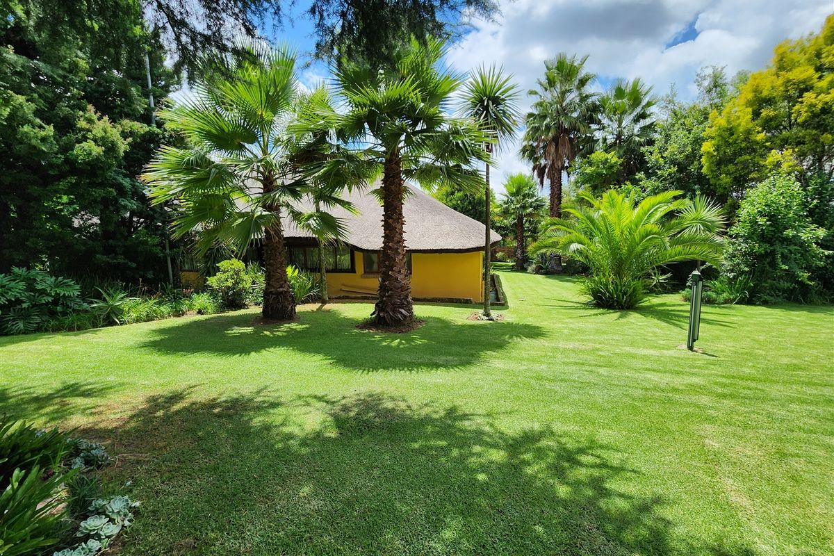 Superb Multipurpose Property: Day Spa, House + Rental Units! - Photo 5