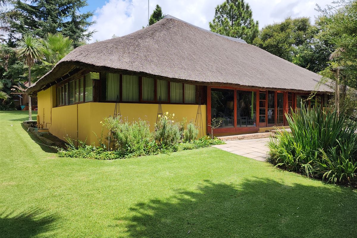 Superb Multipurpose Property: Day Spa, House + Rental Units! - Photo 4