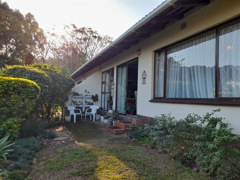 Stunning 3 Bedroom Townhouse Under a Million - Photo 10