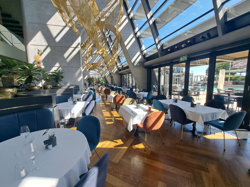 Luxury in the tallest building in South Africa! - Photo 5