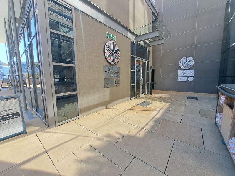 Luxury in the tallest building in South Africa! - Photo 3