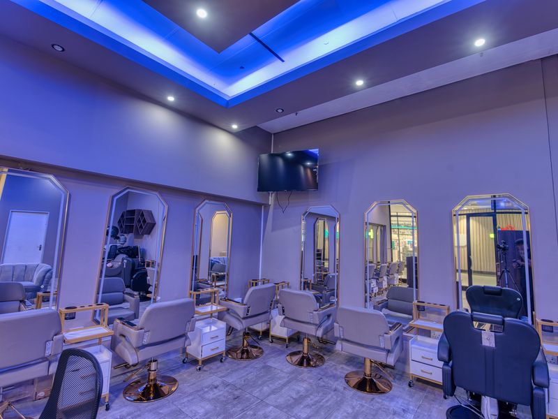 Oceans Mall Retail - Photo 3