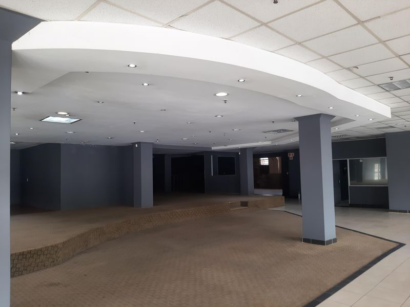 RETAIL /RESTURANT/OFFICE - Photo 5