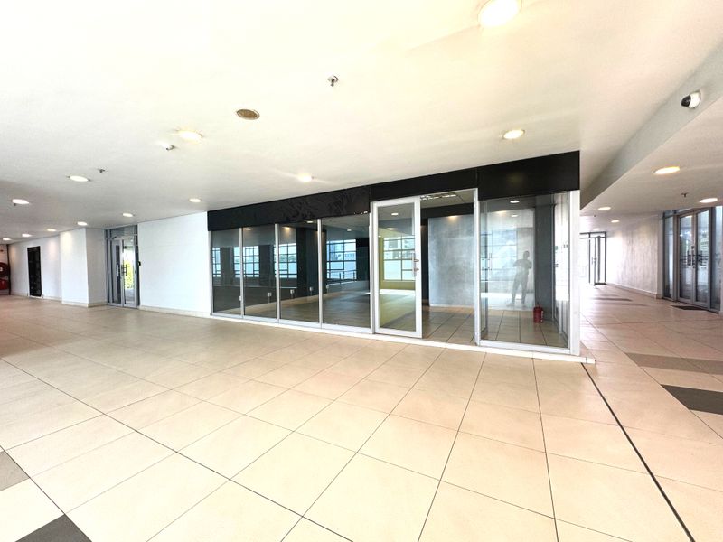 Prime Commercial Unit to Let – Protea Mall, Umhlanga - Photo 2