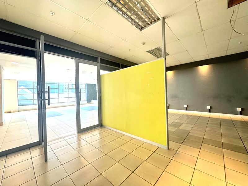 Prime Commercial Unit to Let – Protea Mall, Umhlanga - Photo 6