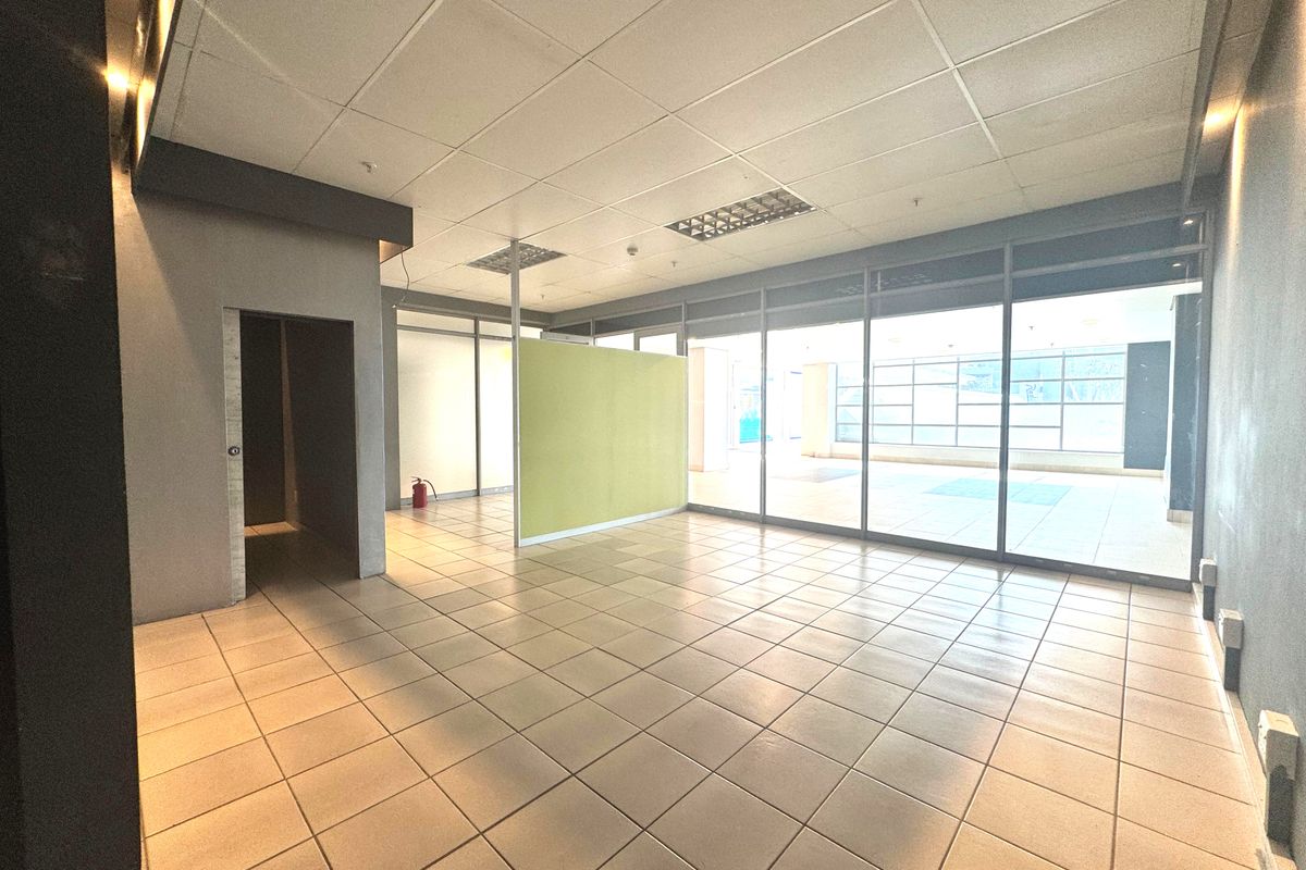 Prime Commercial Unit to Let – Protea Mall, Umhlanga - Photo 4