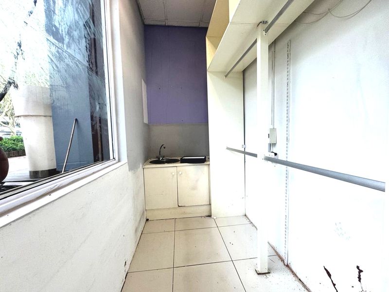 Prime Commercial Space in Umhlanga Rocks - Photo 8