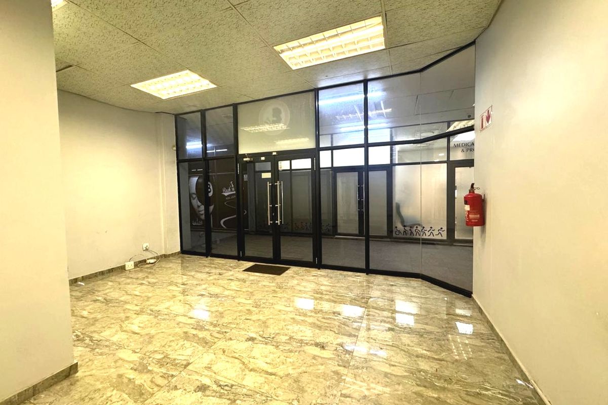 Ground Floor Retail Outlet to Rent – Prime Umhlanga Ridge - Photo 4