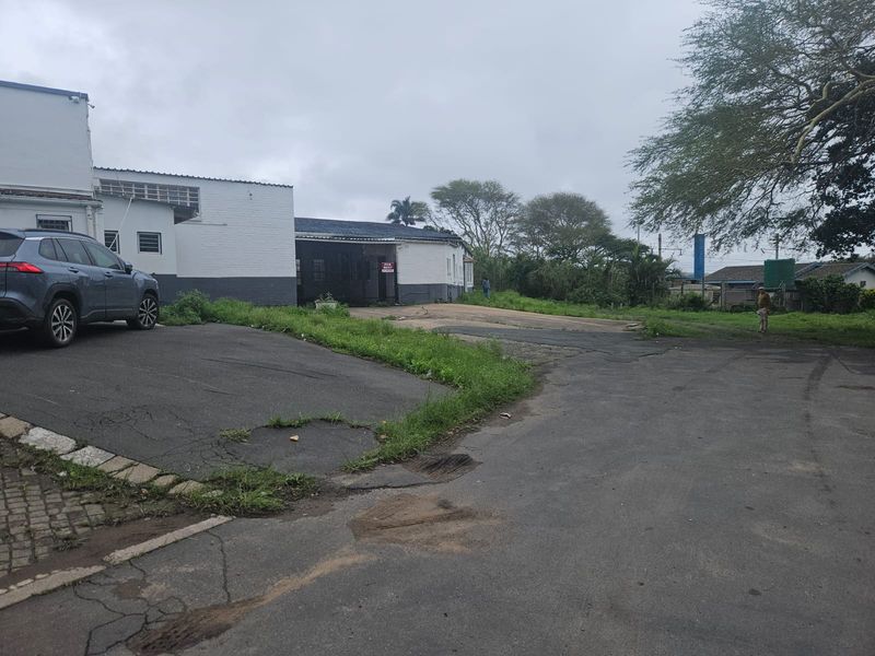 Prime Property presents Umhlali Warehouse for rent - Photo 5
