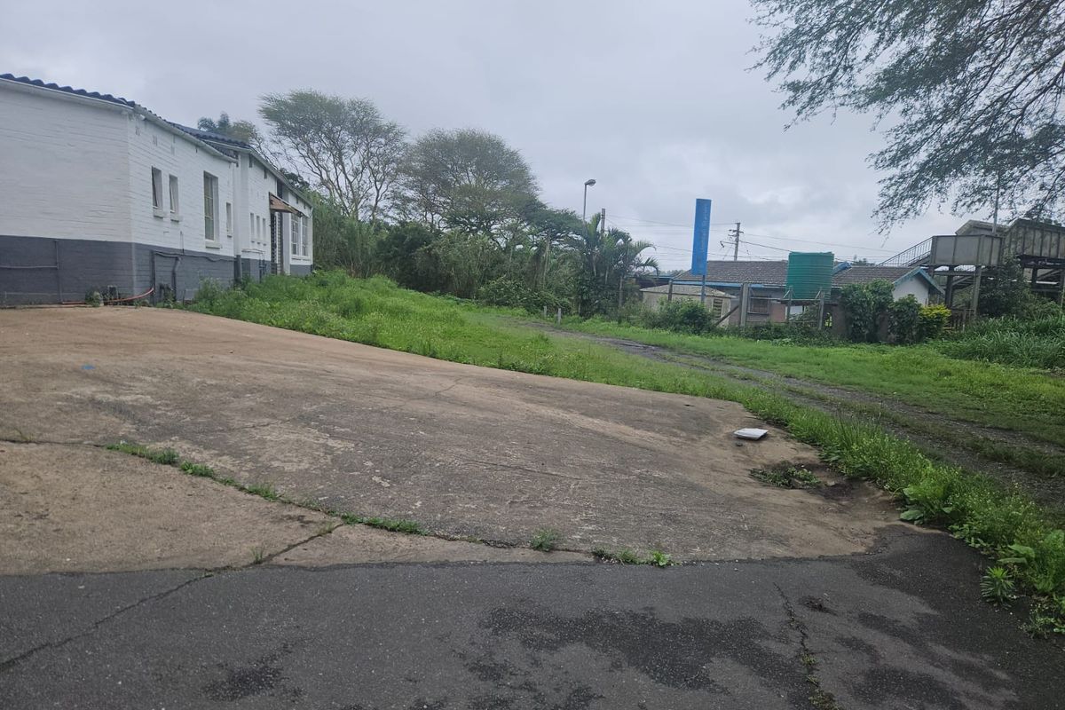 Prime Property presents Umhlali Warehouse for rent - Photo 4