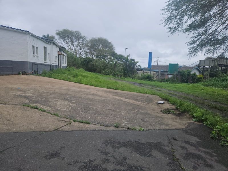 Prime Property presents Umhlali Warehouse for rent - Photo 4