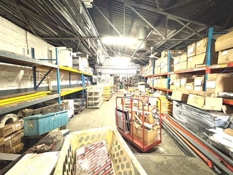 700 Sqm Warehouse to Let in the Heart of Umbilo - Photo 8
