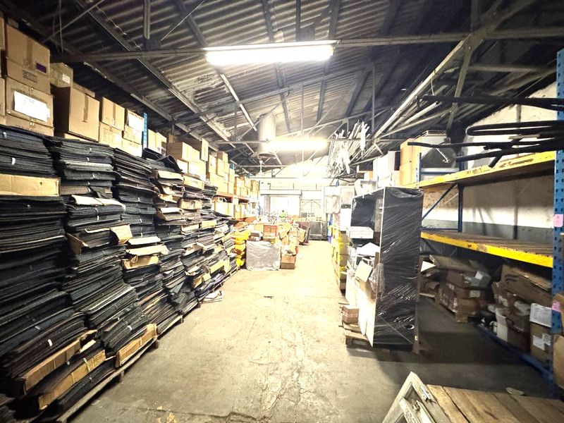 700 Sqm Warehouse to Let in the Heart of Umbilo - Photo 7