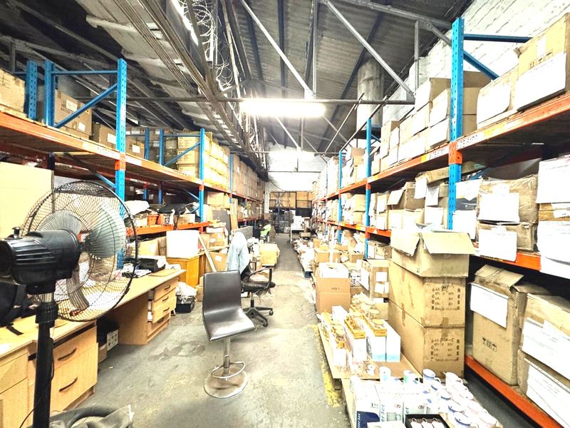 700 Sqm Warehouse to Let in the Heart of Umbilo - Photo 5