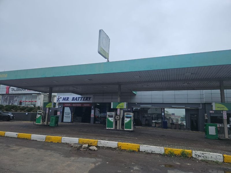 Prime Property presents Umhlali  Convenient store for rent - Photo 2