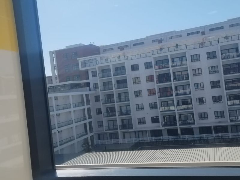 Commercial Space To Let - Photo 2