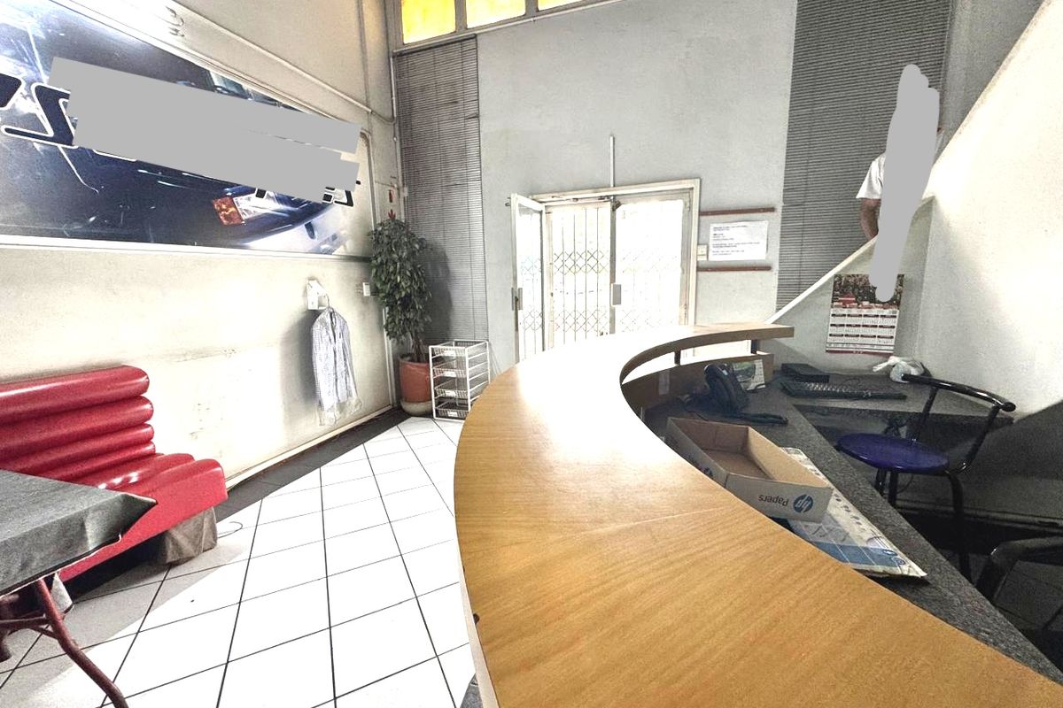 1500 Sqm Warehouse to Let in the Heart of Umbilo - Photo 3