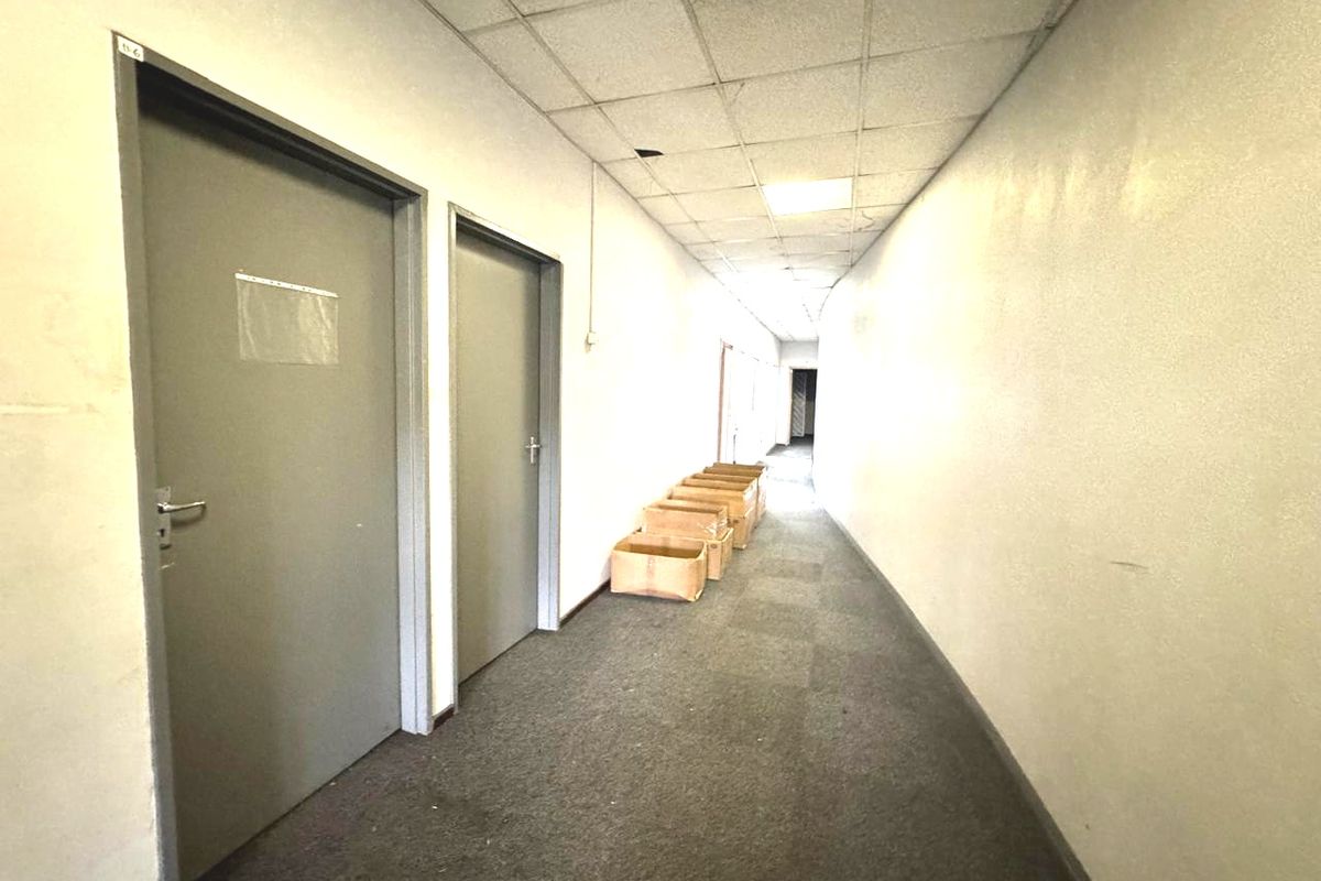 1500 Sqm Warehouse to Let in the Heart of Umbilo - Photo 4