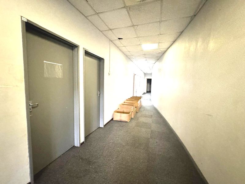 1500 Sqm Warehouse to Let in the Heart of Umbilo - Photo 4