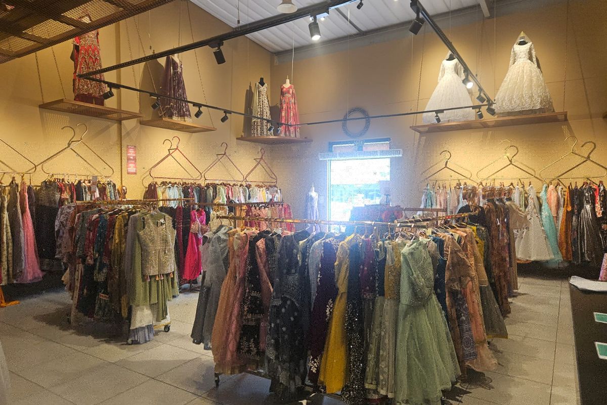 Prime Property presents Outlet Park Office/ Retail space for rent - Photo 3