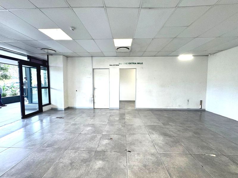 Prime Commercial Space to Let in the Heart of Umhlanga - Photo 10