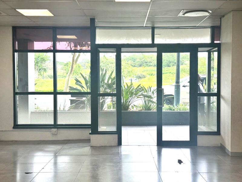 Prime Commercial Space to Let in the Heart of Umhlanga - Photo 4