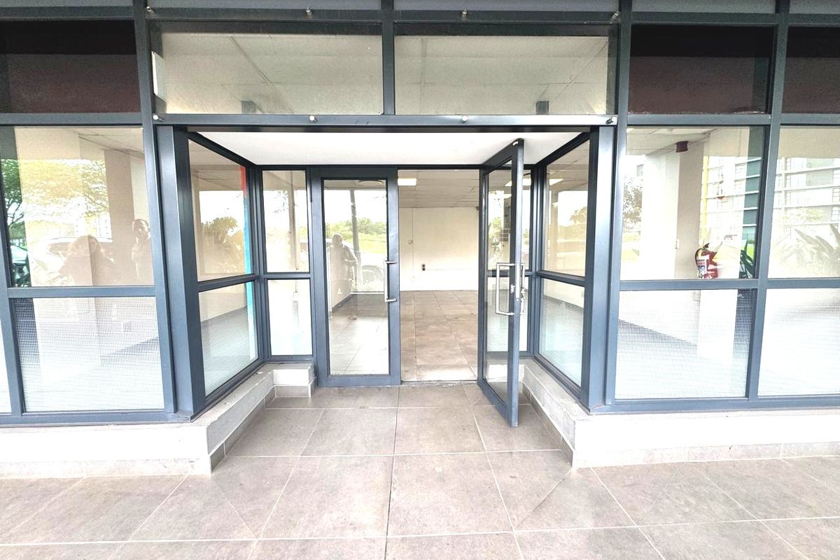 Prime Commercial Space to Let in the Heart of Umhlanga - Photo 3