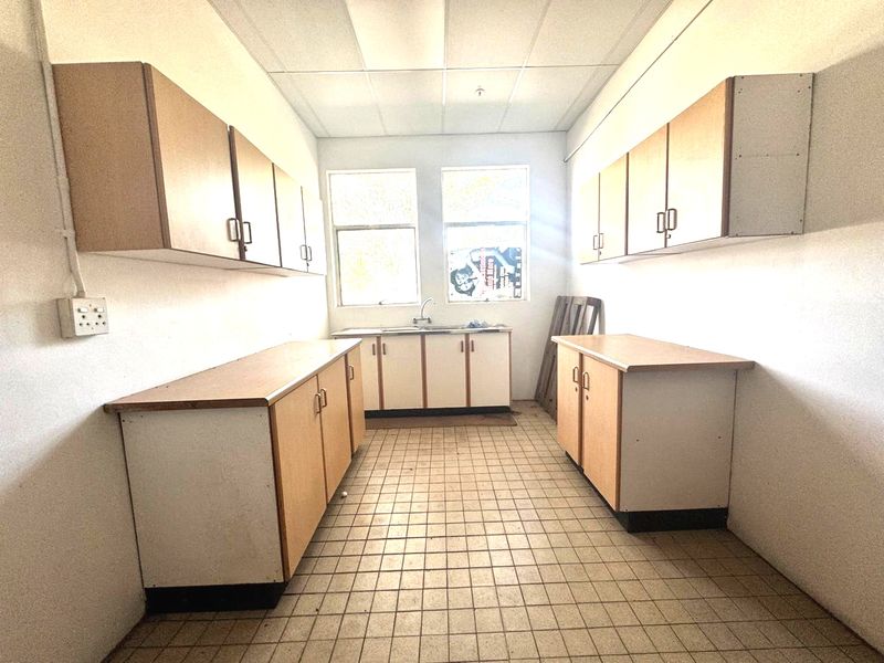 Perfectly Located Office Space To Let In Tongaat - Photo 4