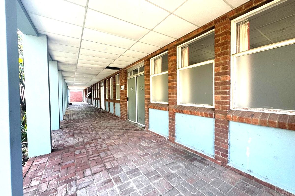 Perfectly Located Office Space To Let In Tongaat - Photo 2