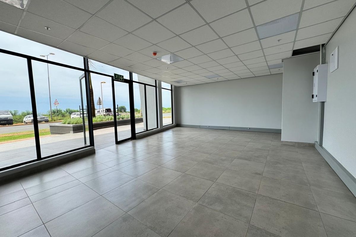 Upscale & Appealing Space For Retail Establishment To Let - Photo 2