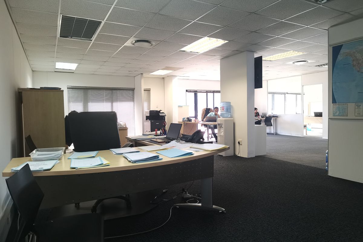 Commercial Space Available in Umhlanga Millennium Towers - Photo 4