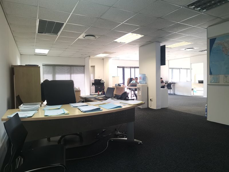 Commercial Space Available in Umhlanga Millennium Towers - Photo 4